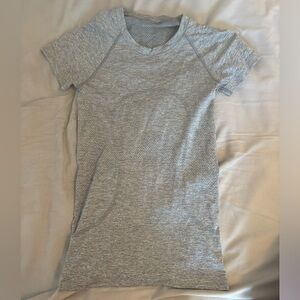 Lululemon swiftly tech short sleeve shirt